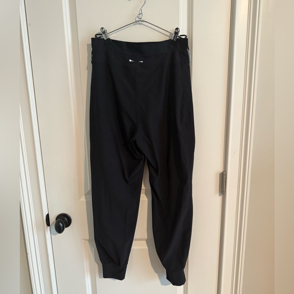The Upside Noir Vida drawstring legging/jogger from Revolve S - Picture 8 of 11